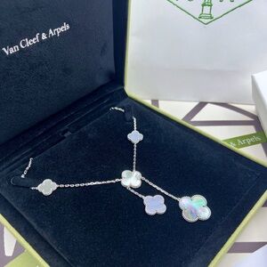 🍀🍀Van Cleef & Aprels Women’s Necklaces 🍀🍀